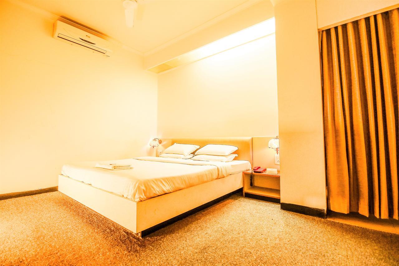 Hotel Sangam Karād Exterior foto